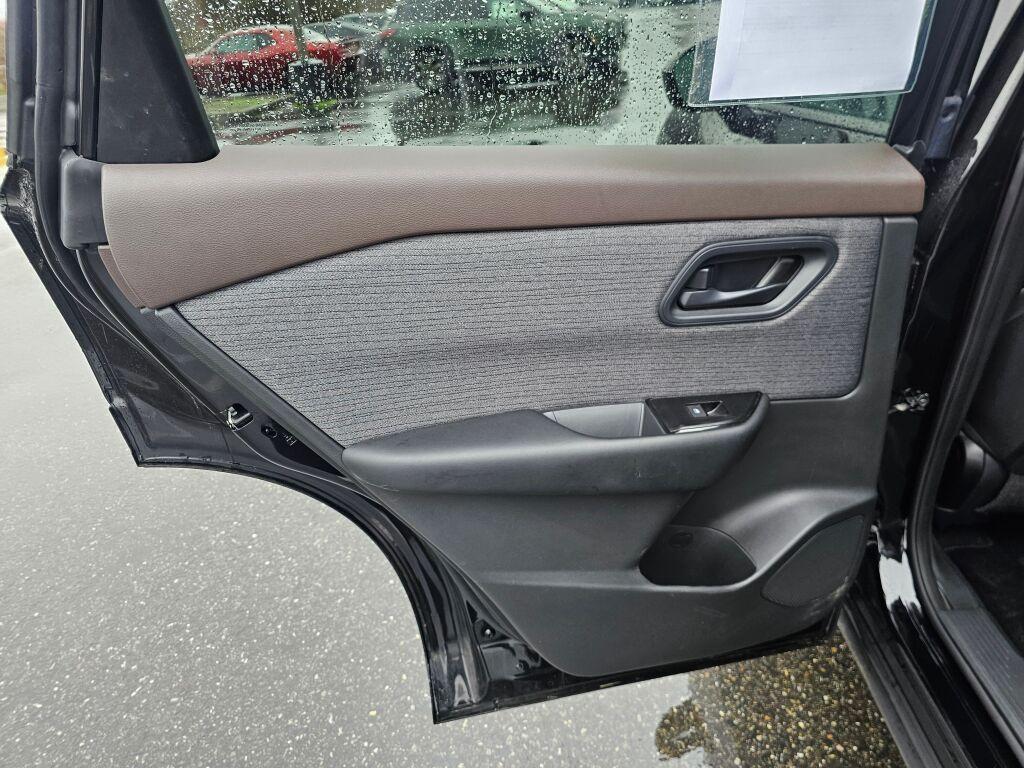 used 2023 Nissan Rogue car, priced at $21,412