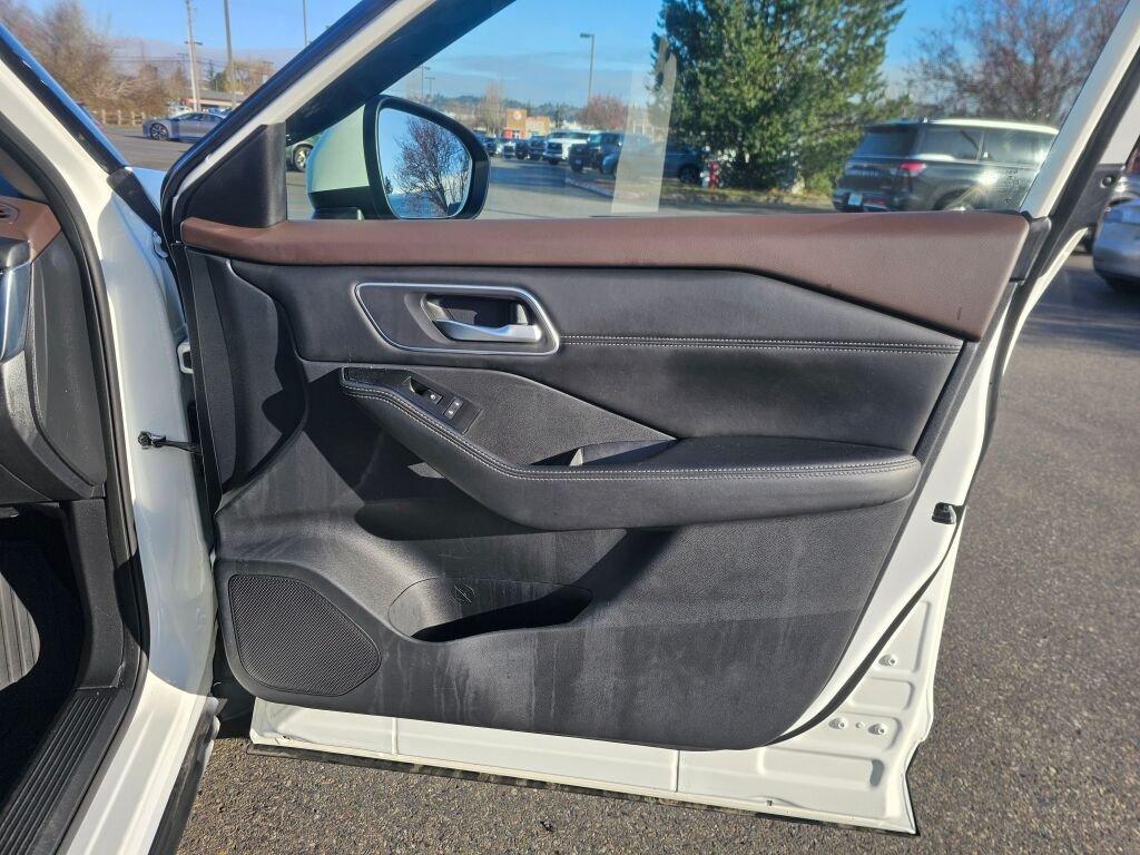 used 2021 Nissan Rogue car, priced at $19,584