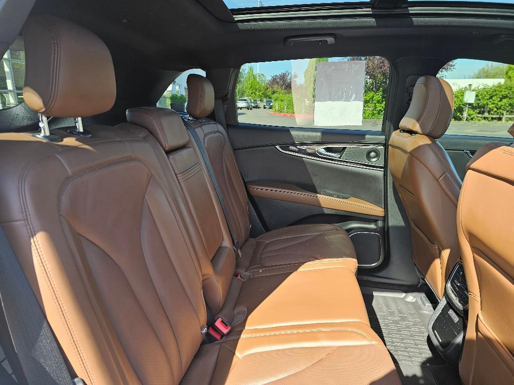 used 2022 Lincoln Nautilus car, priced at $30,298