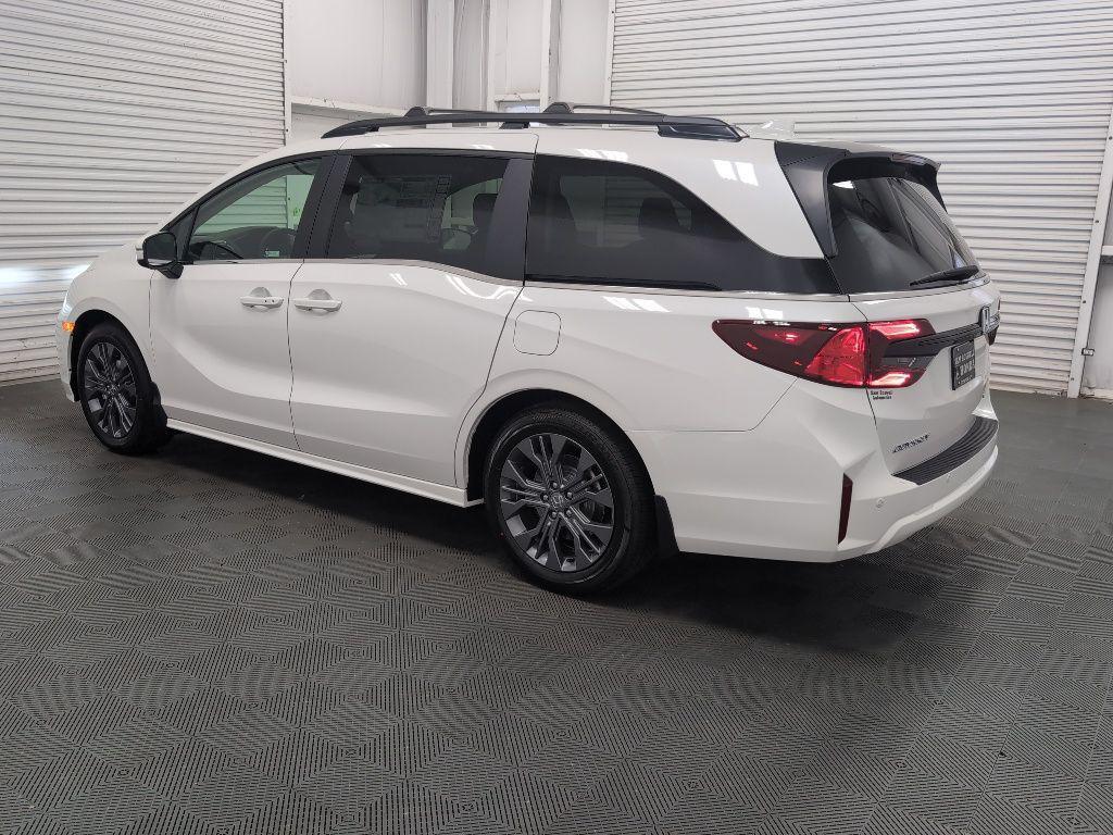 new 2026 Honda Odyssey car, priced at $50,405