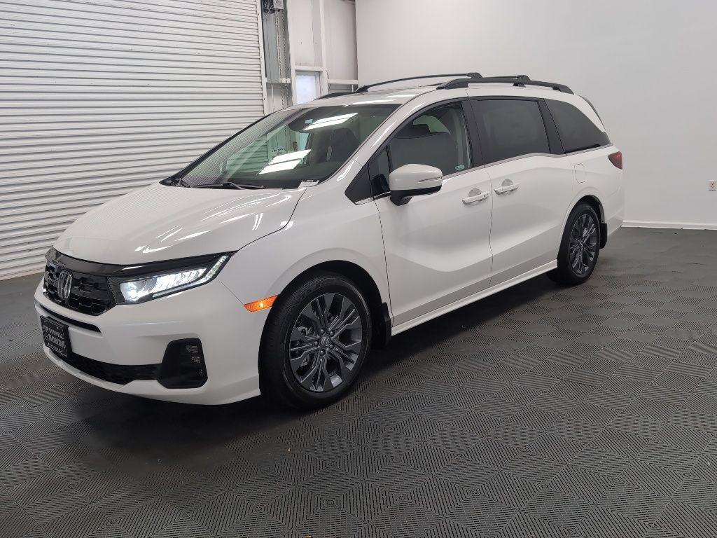 new 2026 Honda Odyssey car, priced at $50,405