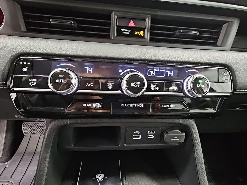 used 2025 Honda Pilot car, priced at $40,500