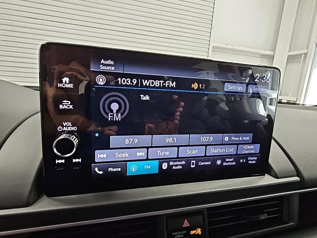 new 2025 Honda Pilot car, priced at $44,245