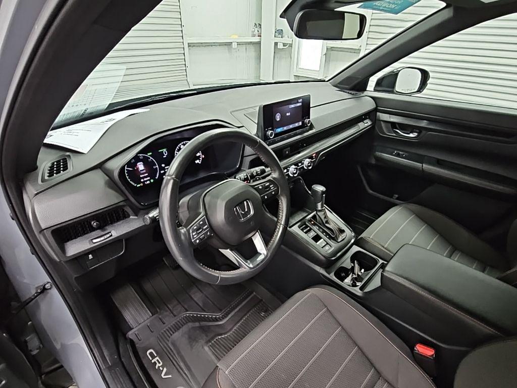 used 2024 Honda CR-V Hybrid car, priced at $30,000