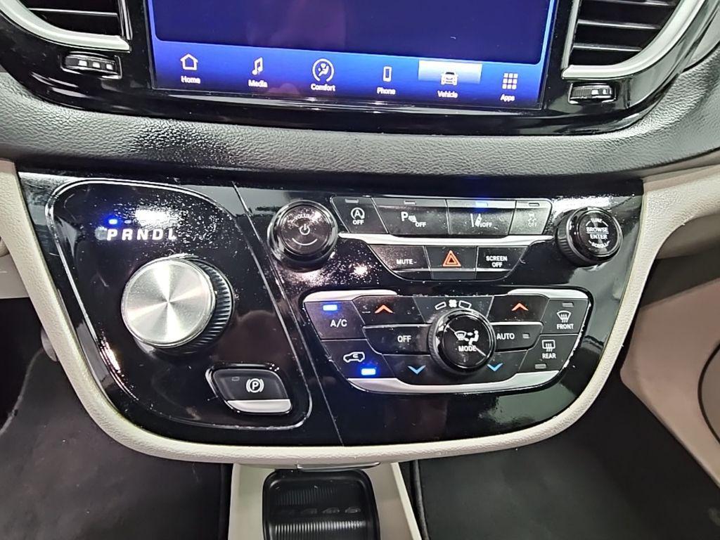 used 2023 Chrysler Pacifica car, priced at $21,800