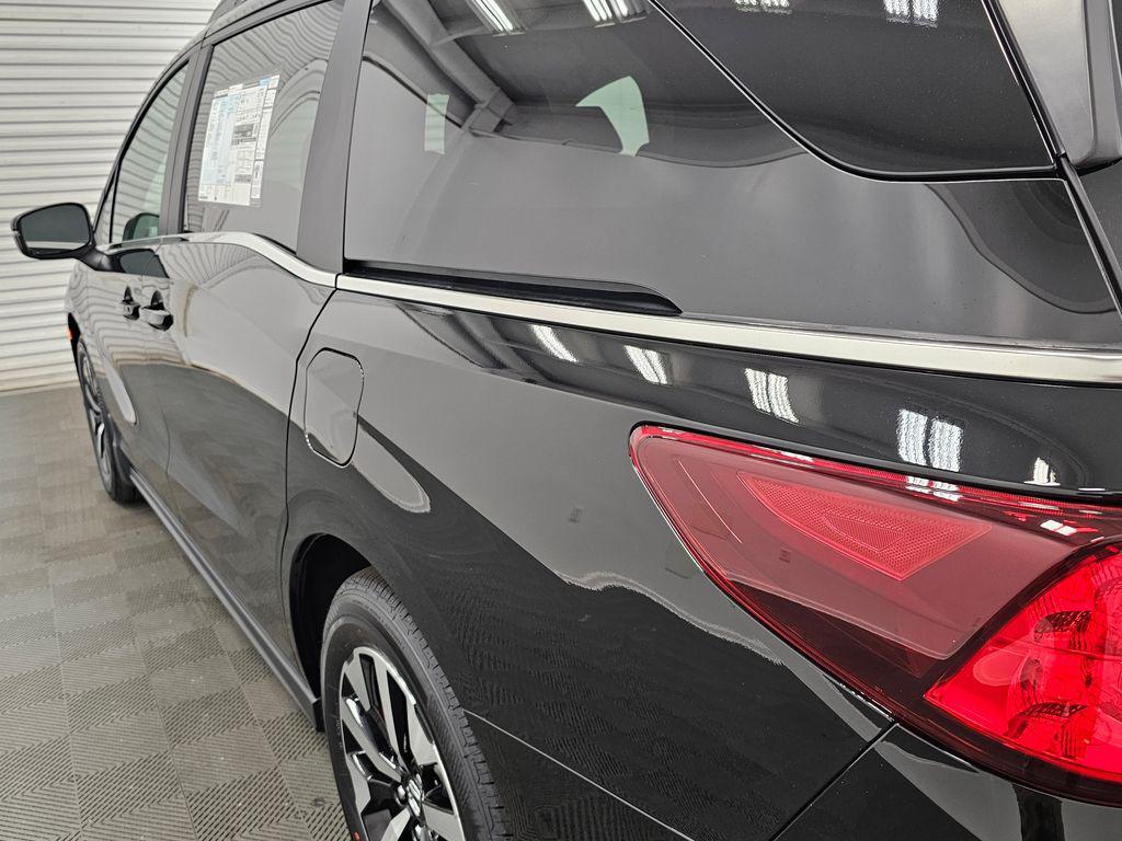 new 2026 Honda Odyssey car, priced at $45,685