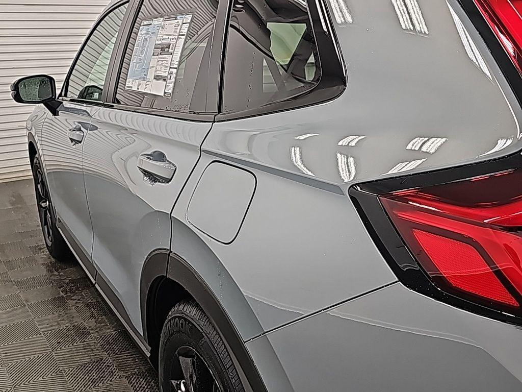 new 2026 Honda CR-V Hybrid car, priced at $39,880