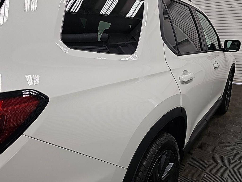 new 2025 Honda Pilot car, priced at $44,250