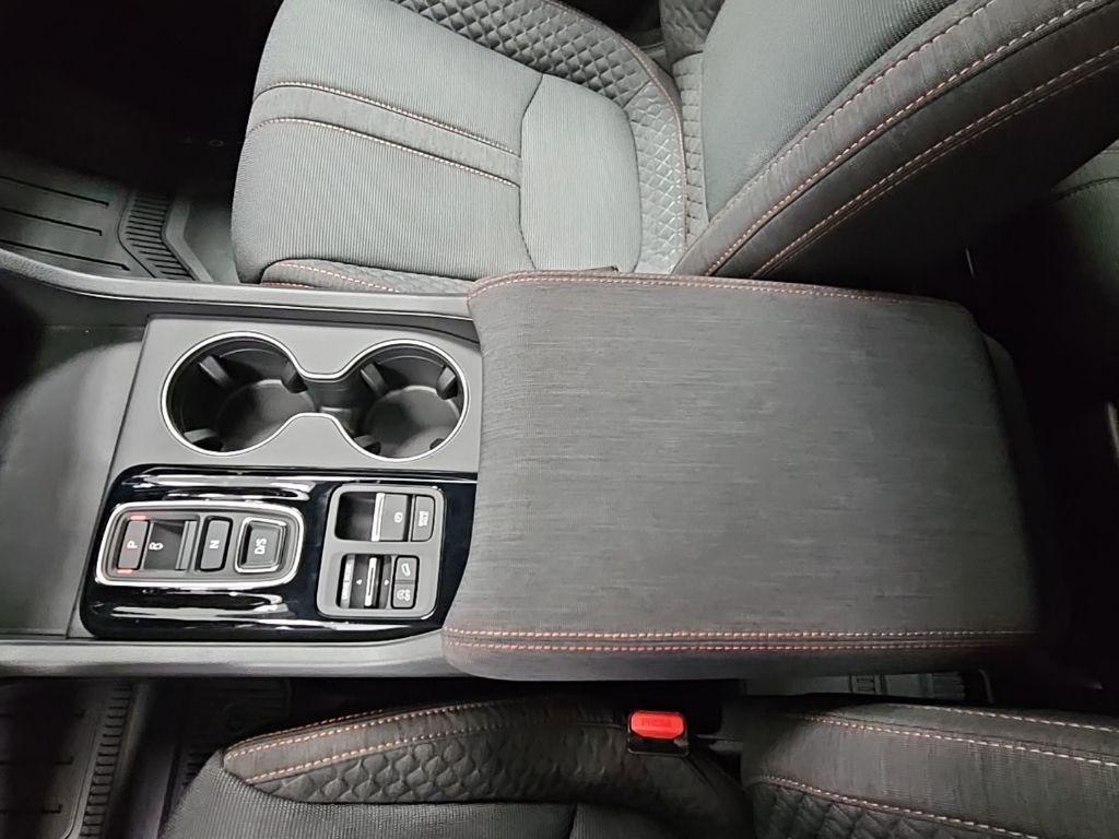 new 2025 Honda Pilot car, priced at $44,250