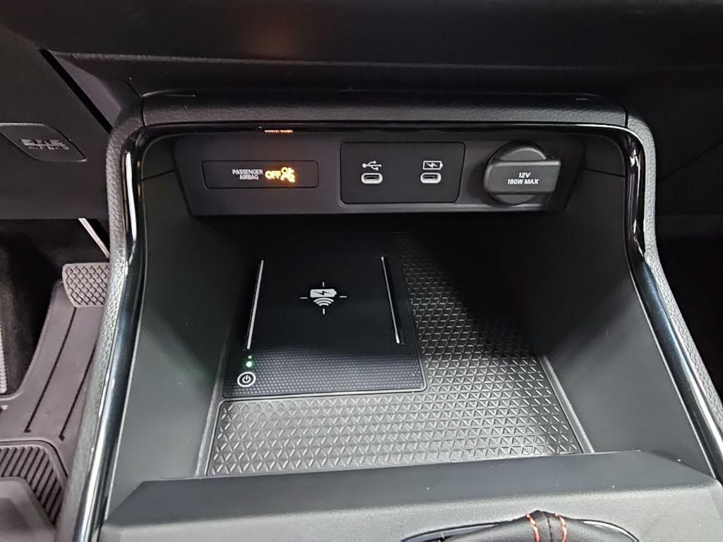 new 2026 Honda CR-V Hybrid car, priced at $39,955