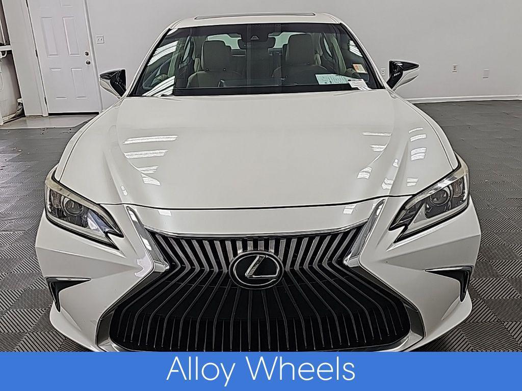 used 2019 Lexus ES 350 car, priced at $27,490
