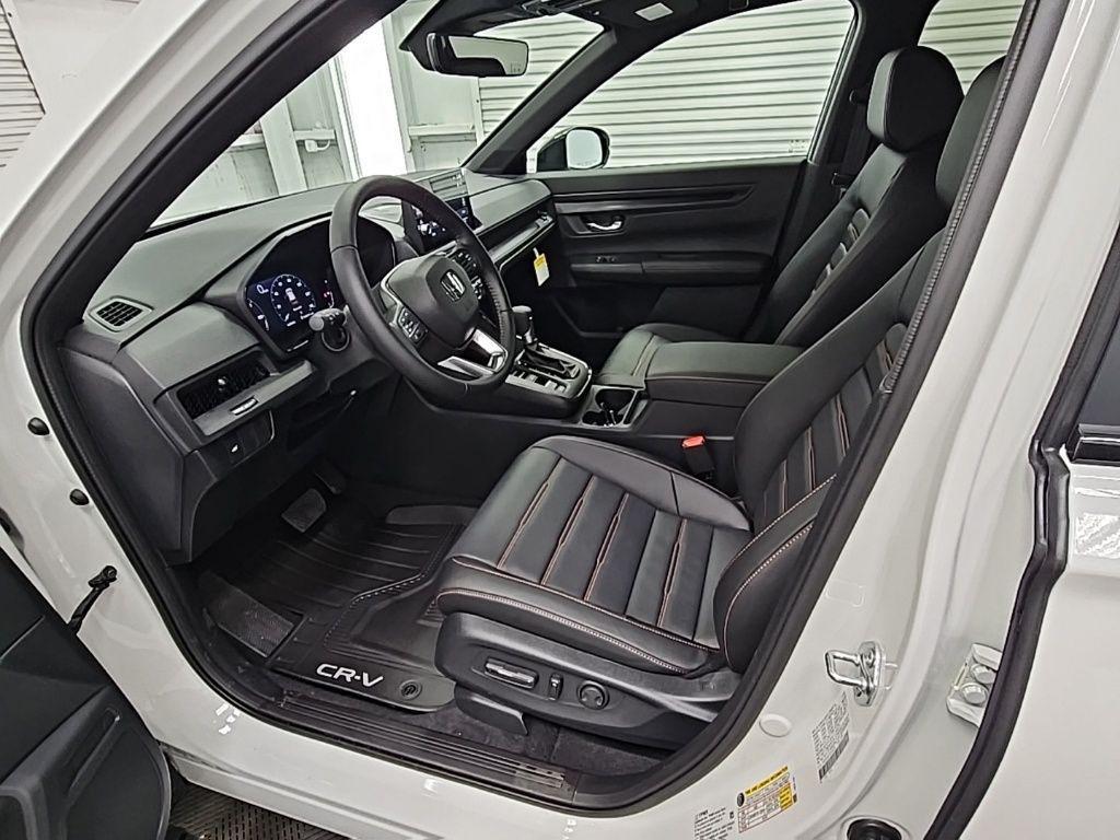 new 2026 Honda CR-V Hybrid car, priced at $39,880