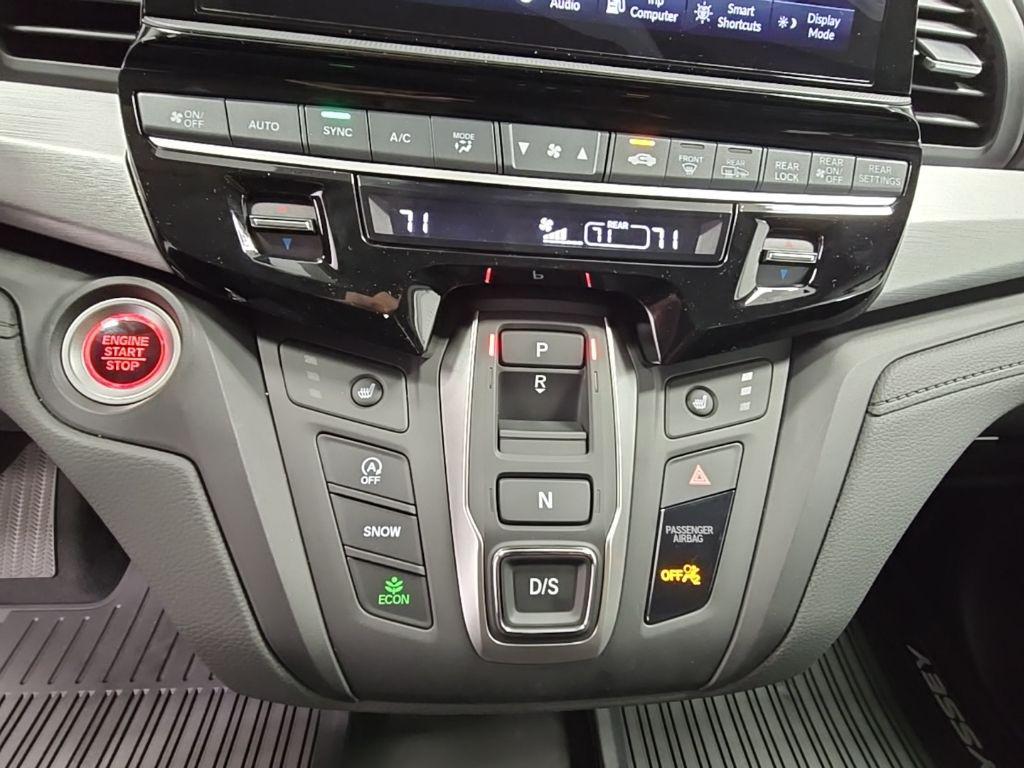 new 2026 Honda Odyssey car, priced at $43,995