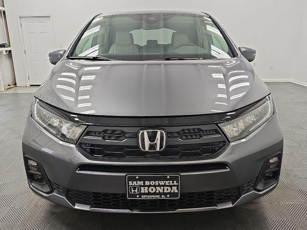 new 2026 Honda Odyssey car, priced at $44,290