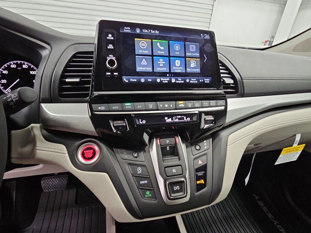 new 2026 Honda Odyssey car, priced at $44,290