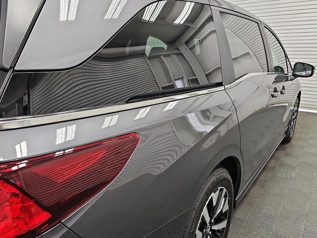 new 2026 Honda Odyssey car, priced at $44,290