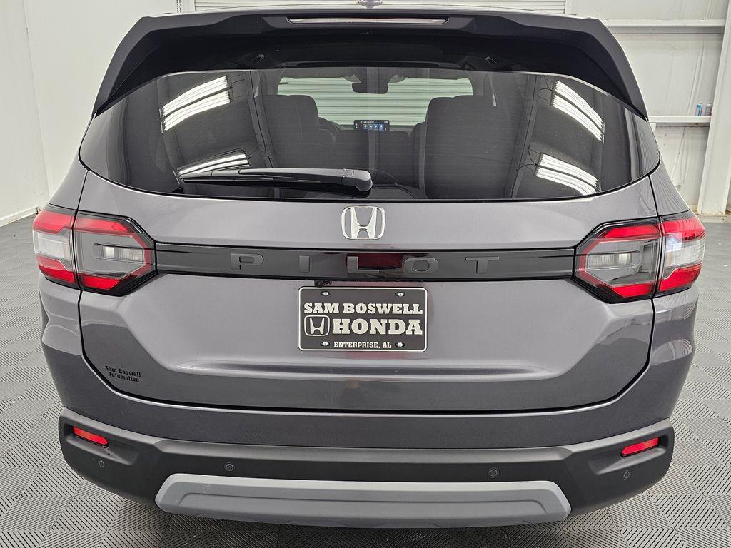 new 2025 Honda Pilot car, priced at $44,245