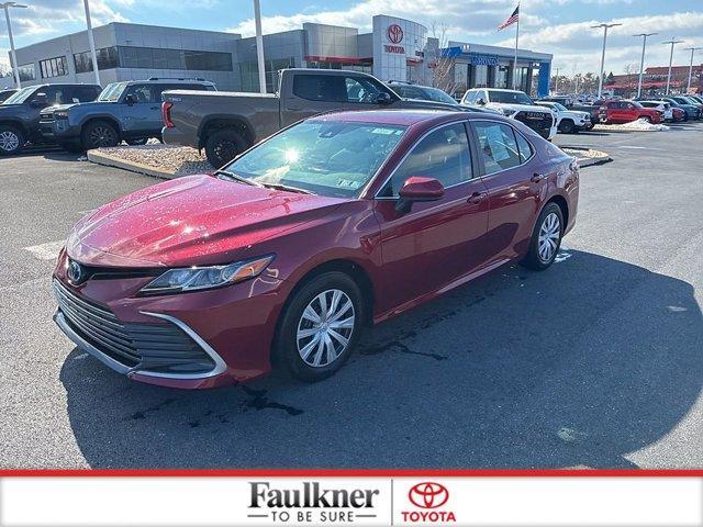 used 2022 Toyota Camry Hybrid car, priced at $22,981