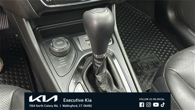 used 2019 Jeep Cherokee car, priced at $14,571