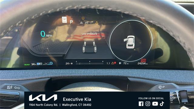 used 2022 Kia EV6 car, priced at $22,998