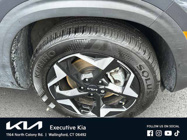 used 2025 Kia Seltos car, priced at $24,685