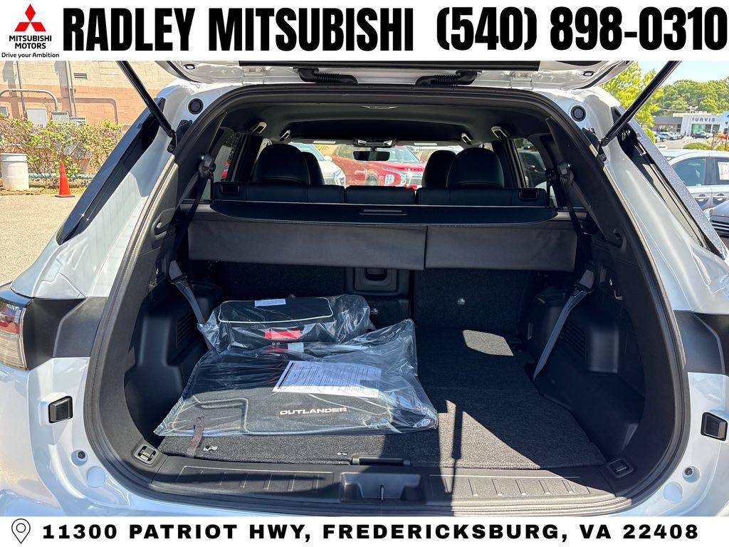 new 2026 Mitsubishi Outlander car, priced at $34,269