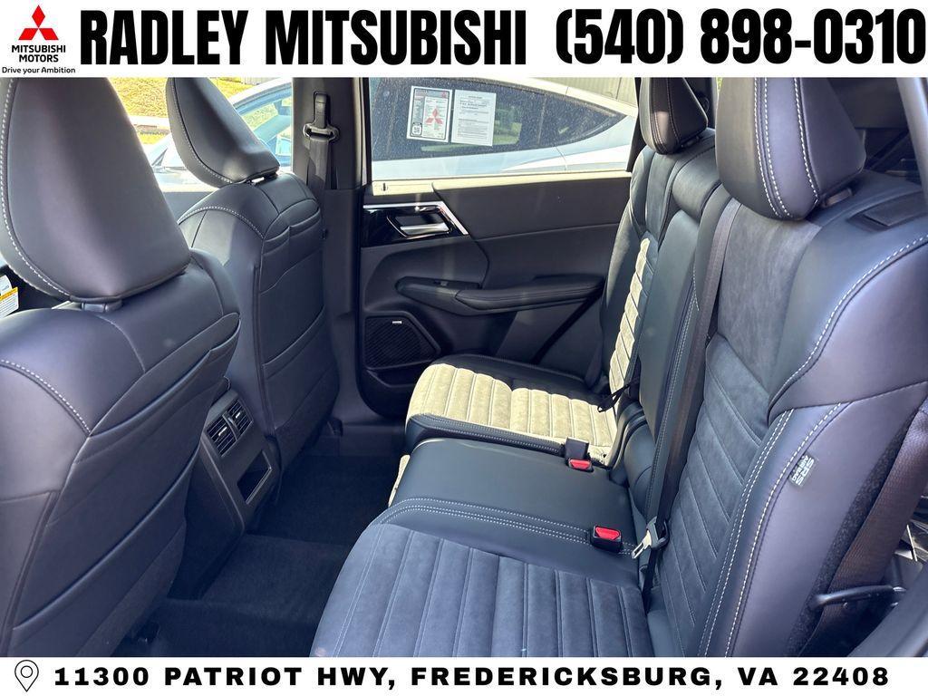 new 2026 Mitsubishi Outlander car, priced at $38,037