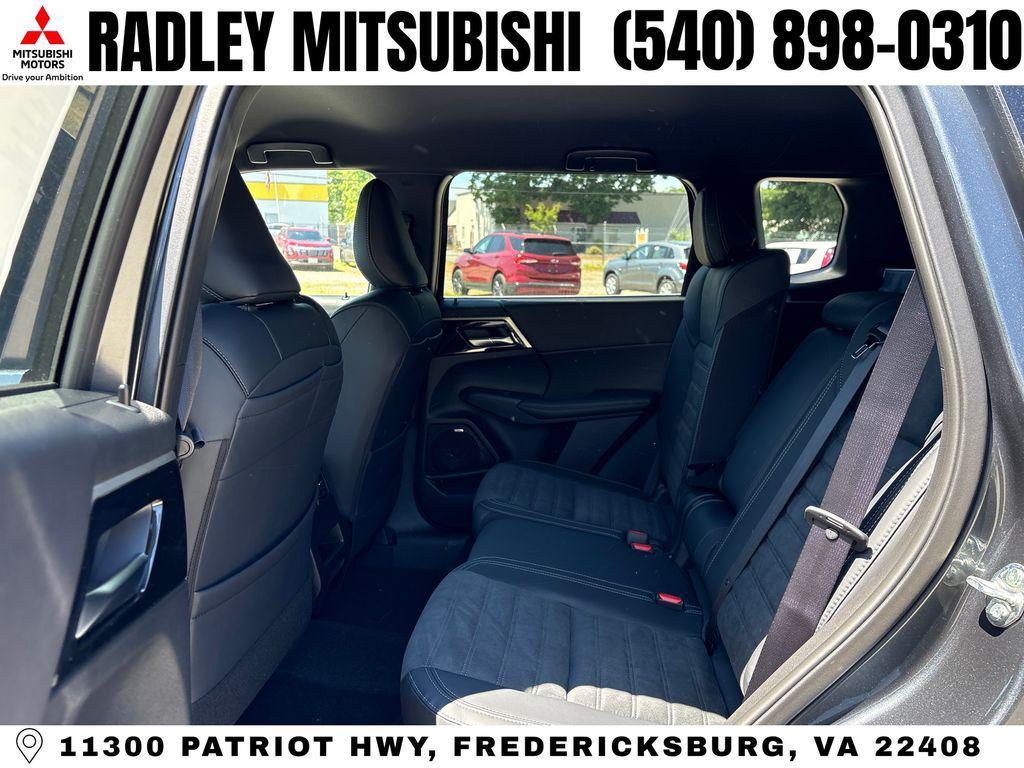 new 2026 Mitsubishi Outlander car, priced at $32,042