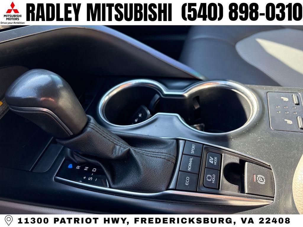 used 2020 Toyota Camry Hybrid car, priced at $23,784
