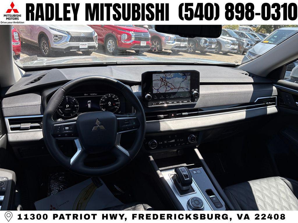 used 2023 Mitsubishi Outlander PHEV car, priced at $29,384