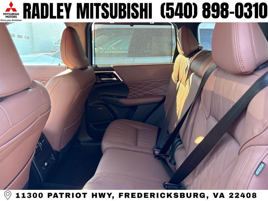 new 2026 Mitsubishi Outlander car, priced at $42,023
