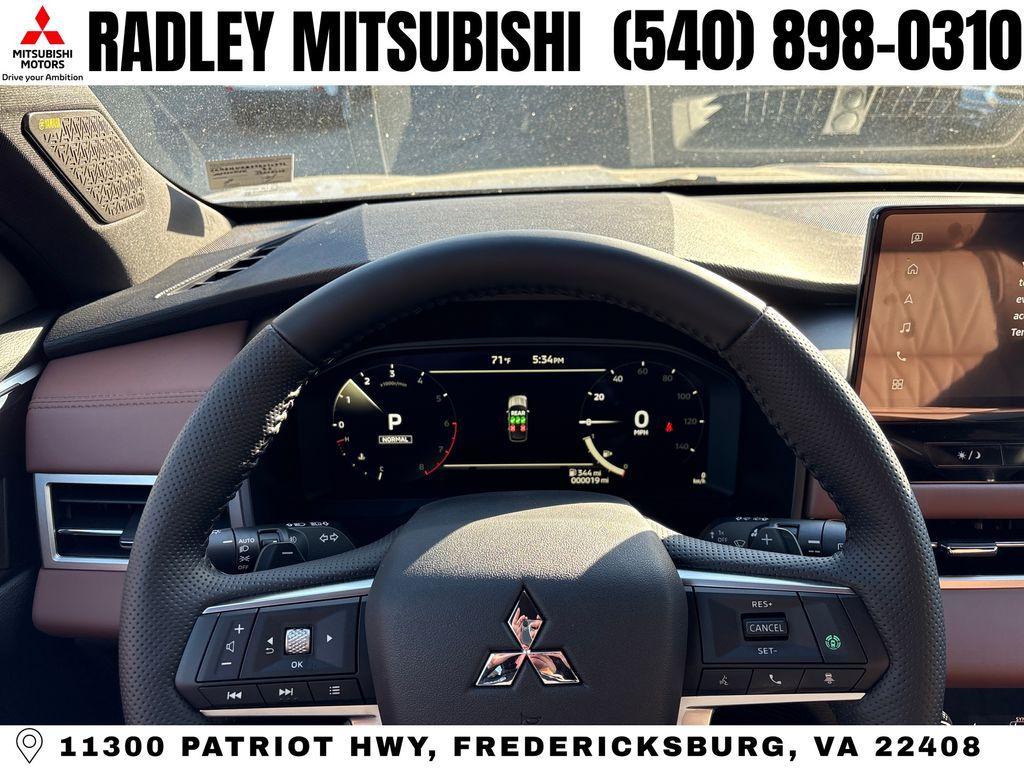 new 2026 Mitsubishi Outlander car, priced at $42,023