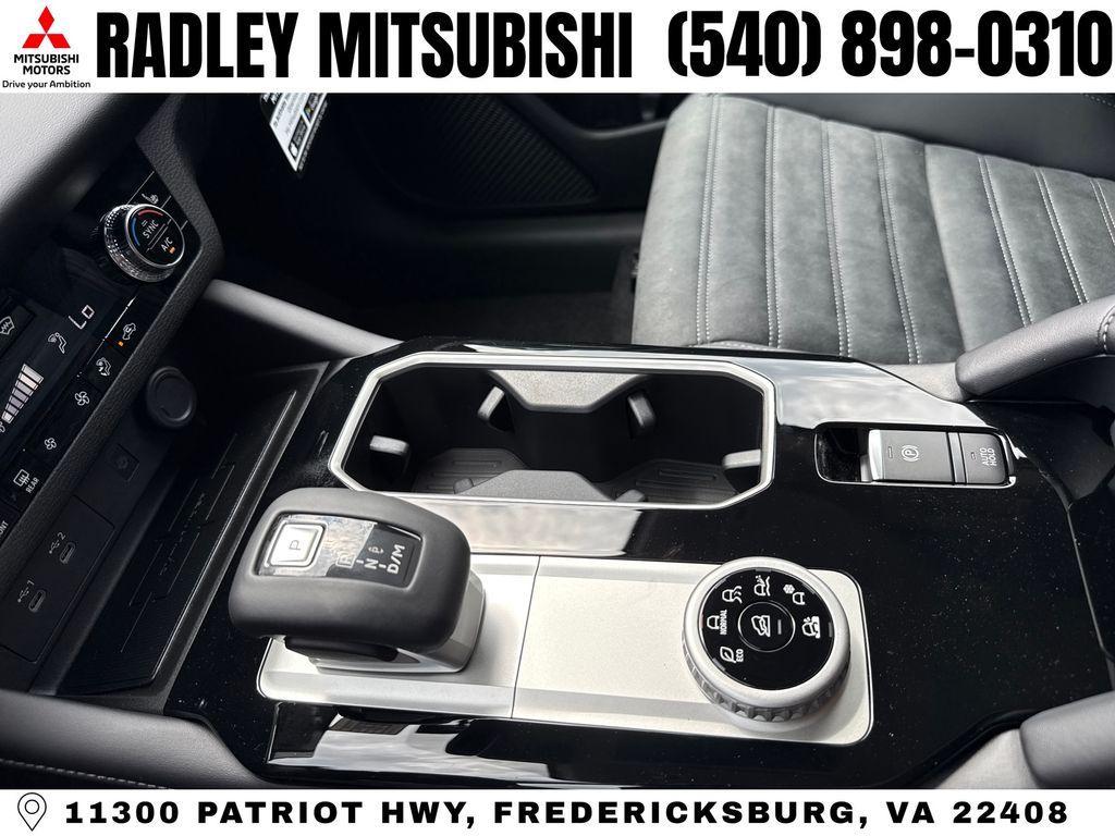 new 2026 Mitsubishi Outlander car, priced at $35,199