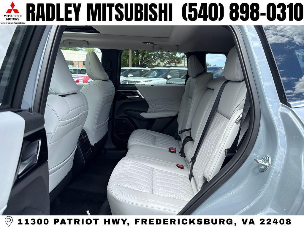 new 2026 Mitsubishi Outlander car, priced at $39,284
