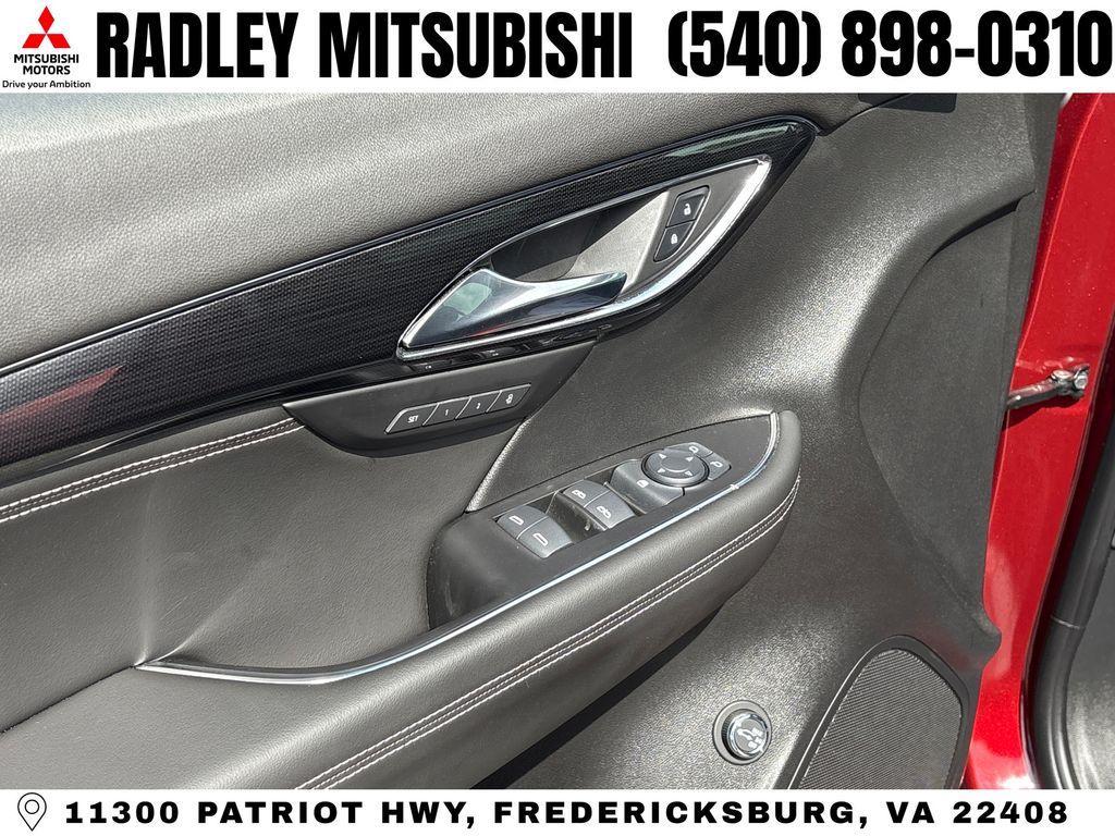used 2023 Buick Envision car, priced at $31,384