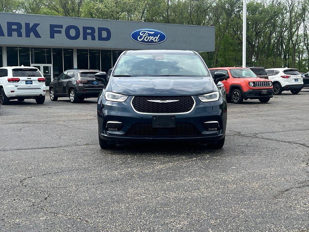 used 2023 Chrysler Pacifica car, priced at $24,247