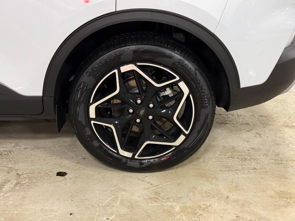 new 2026 Ford Escape car, priced at $40,715