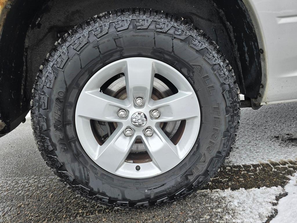 used 2014 Ram 1500 car, priced at $6,500