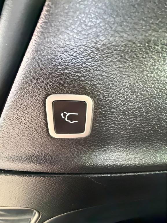 used 2020 Chrysler Pacifica car, priced at $17,987