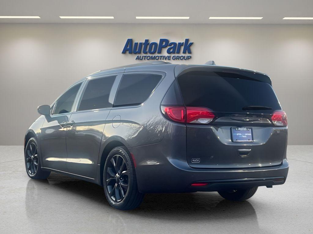 used 2020 Chrysler Pacifica car, priced at $17,987