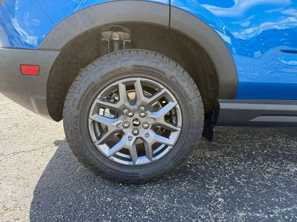 new 2025 Ford Bronco Sport car, priced at $37,985
