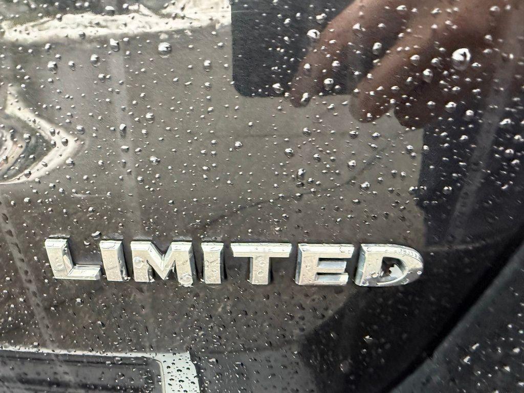 used 2016 Jeep Grand Cherokee car, priced at $14,500