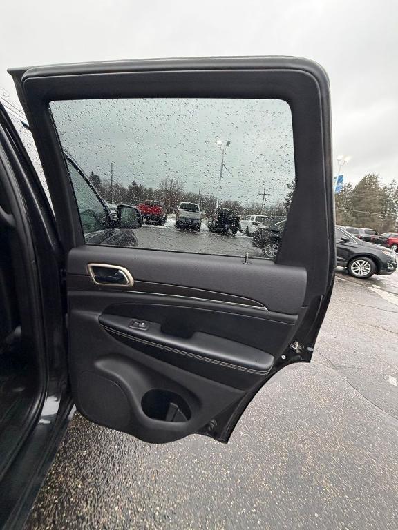 used 2016 Jeep Grand Cherokee car, priced at $14,500