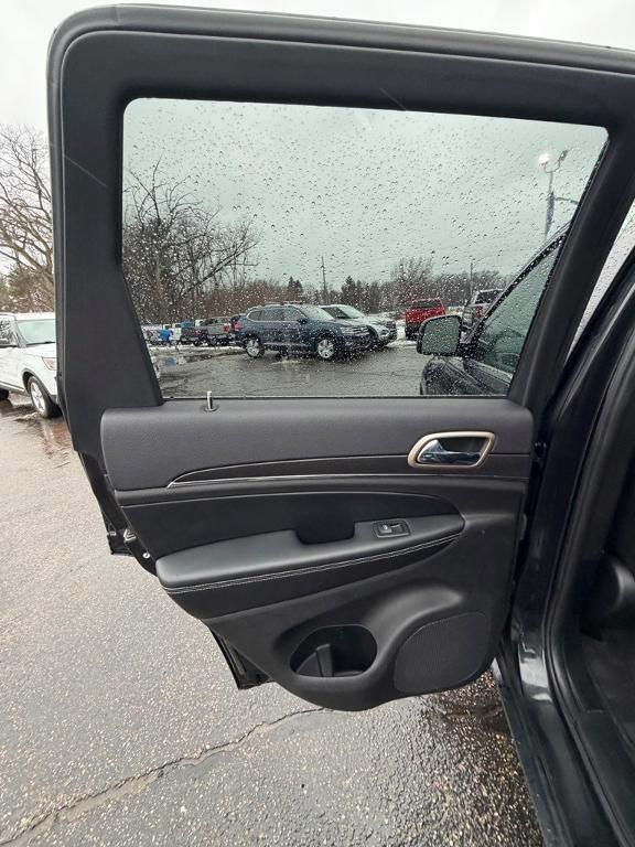 used 2016 Jeep Grand Cherokee car, priced at $14,357