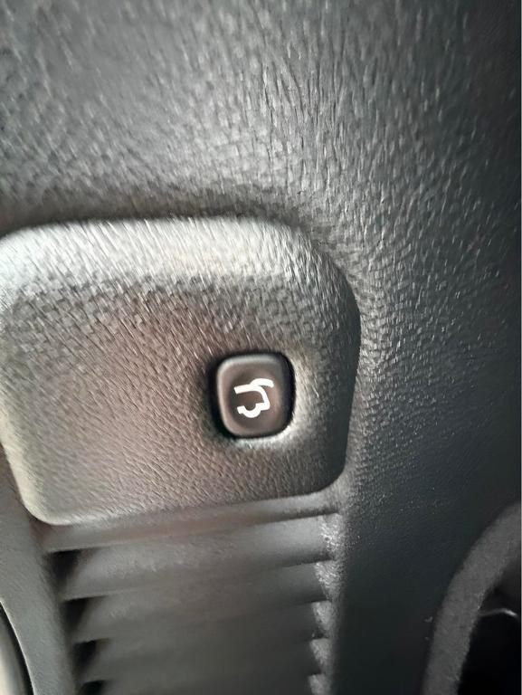 used 2016 Jeep Grand Cherokee car, priced at $14,500