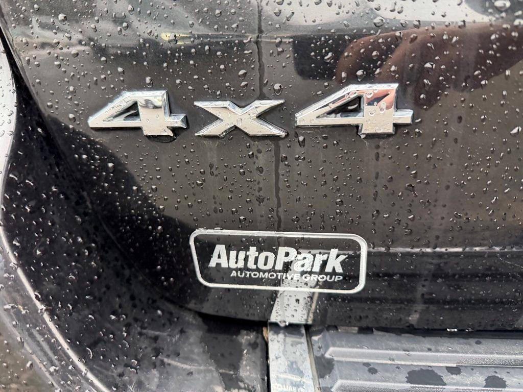 used 2016 Jeep Grand Cherokee car, priced at $14,357