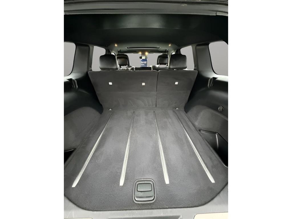 used 2016 Jeep Grand Cherokee car, priced at $14,357