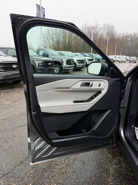 new 2026 Ford Explorer car, priced at $49,320