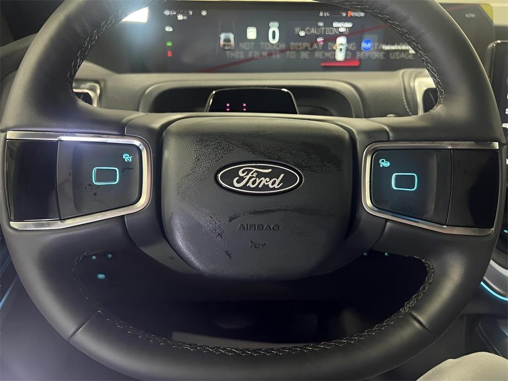 new 2026 Ford Expedition car, priced at $82,015