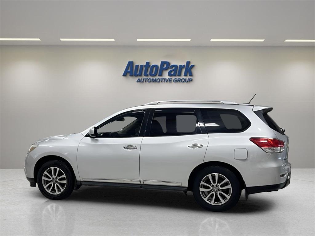 used 2013 Nissan Pathfinder car, priced at $9,824